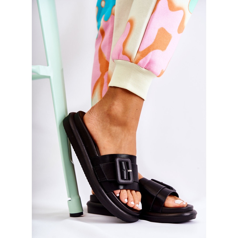 Papuci Negri De Damă Cu Cataramă Devia negru 2