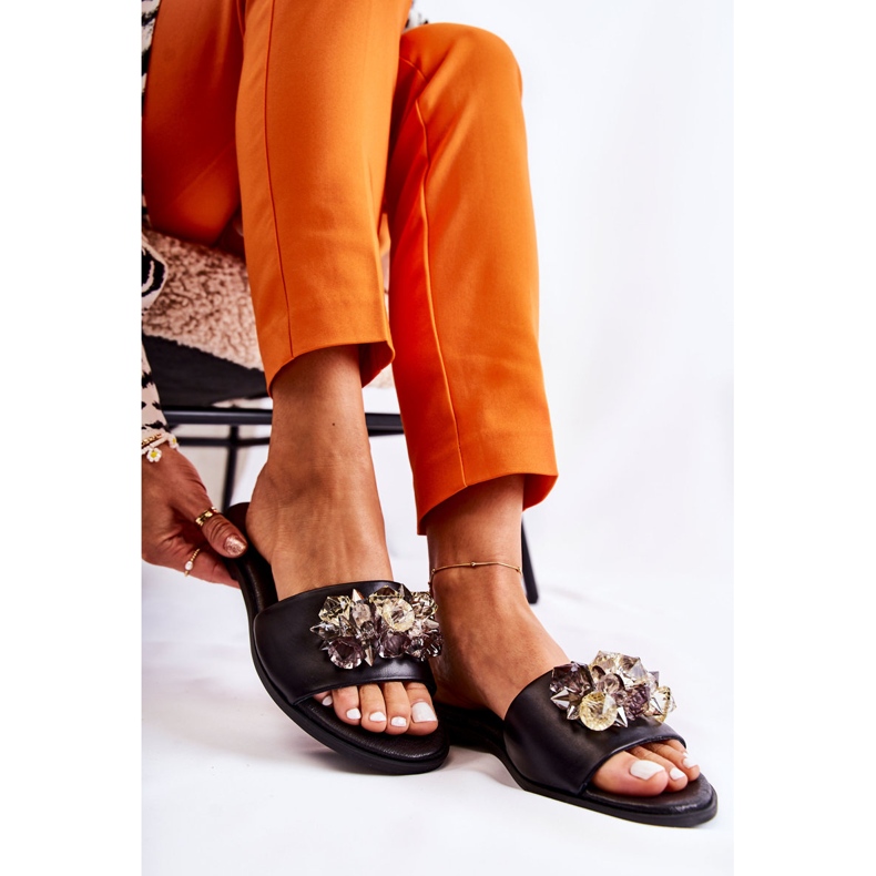 Papuci De Damă Piele Cu Ornament Nicole 2726 Negru 2