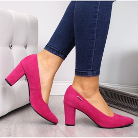 Pompi pe post piele intoarsa fucsia Monique roz 1