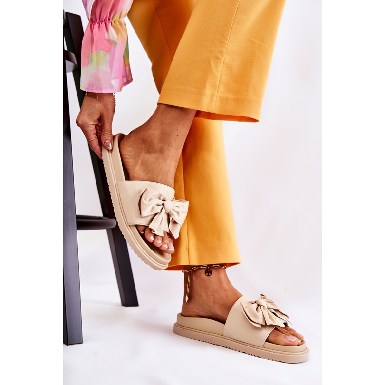 PJ1 Papuci de femei clasici din piele cu fundă Bej Dessy 1