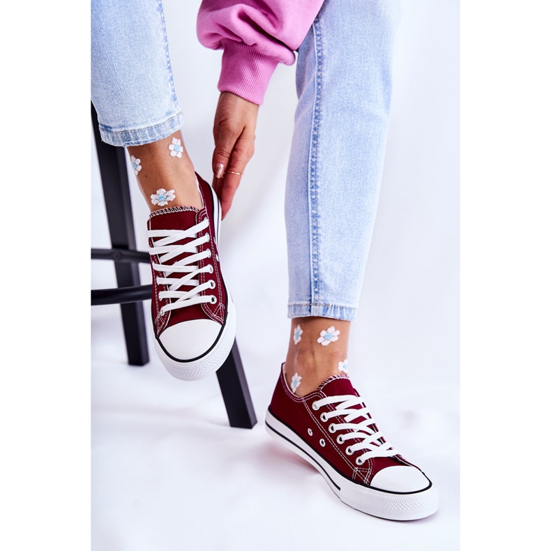 Tenisi clasici de damă cu legături burgundă Be Mine roșu 2 Tenisi clasici de damă cu legături burgundă Be Mine roșu 2