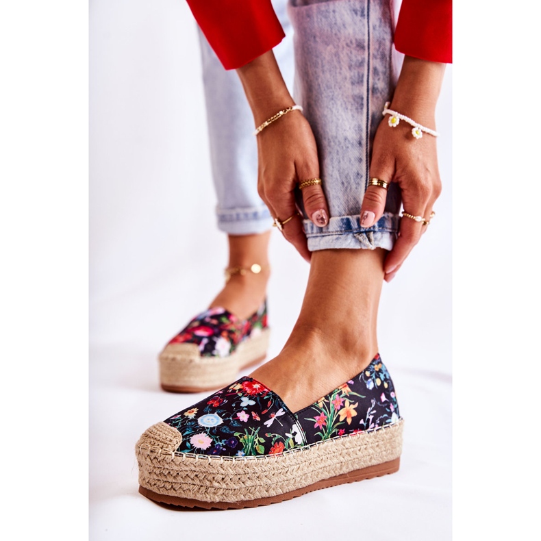 FS3 Espadrile la modă cu slip-on în flori negre Morice negru multicolor 1