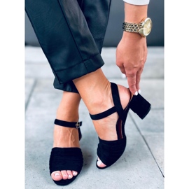 Marika Sandale negre cu toc negru 2