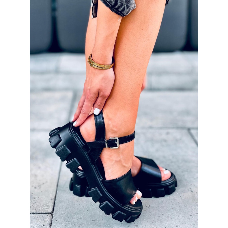 Sandale pe talpă groasă Saint Black negru 2