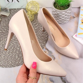 Pumps pe un bej perlat Sergio Leone de aur 1