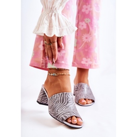 Papuci De Dama Piele Pe Toc Inalt Zebra Gri Nessita argint 1