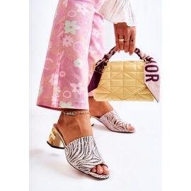 PA2 Papuci de damă din piele cu zebră pe toc roz-alb Perry negru 2