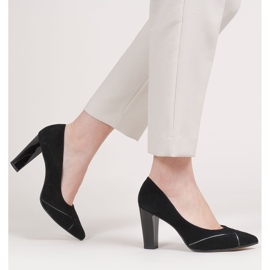 Marco Shoes Pompele din piele de căprioară neagră cu model negru 2