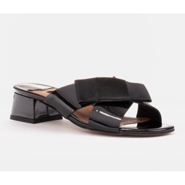 Marco Shoes Papuci de damă eleganți cu o panglică negru 1