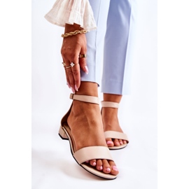 PA2 Sandale de damă din piele bej Shanley 1