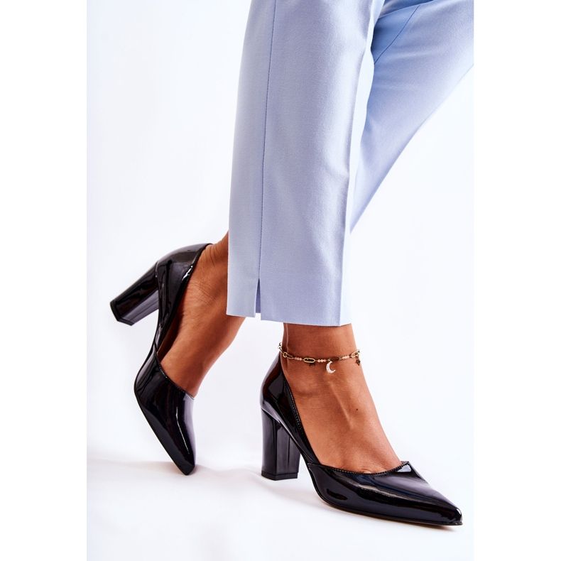 Pompe la modă lăcuite pe un bar Black Emotion negru 2