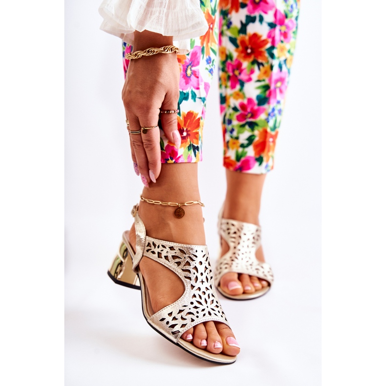 PA2 Sandale ajurate din piele pe tocuri înalte Salvio auriu de aur 1