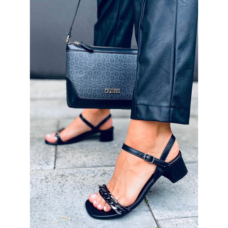 Sandale Daphne Black cu toc mic negru 1