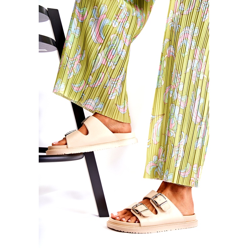 PJ1 Slip-on-uri de damă clasice bej Weston 4