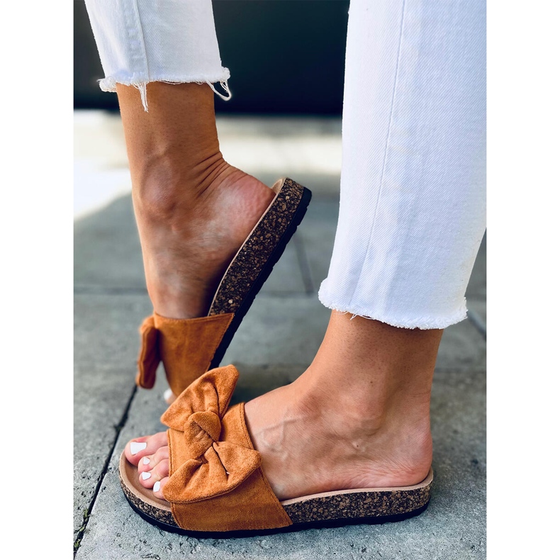 Papuci din plută Kiara Camel maro 2