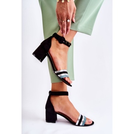 PG1 Sandale din piele intoarsa la moda pe un toc mic Nallia neagra negru albastru argint 2