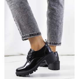 Pantofi negri cu toc de la Vance negru 1