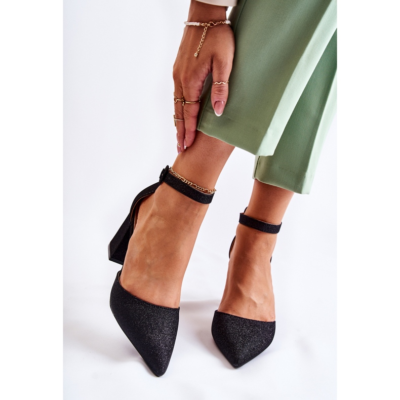 WS1 Negru strălucitor Amira Pompe Pe Un Bar 1