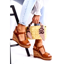 PG1 Sandale clasice din piele pe pană maro Valorin 4