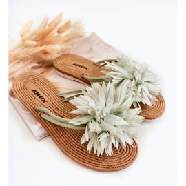 Șlapi damă cu ornament din țesătură verde Eviana 1