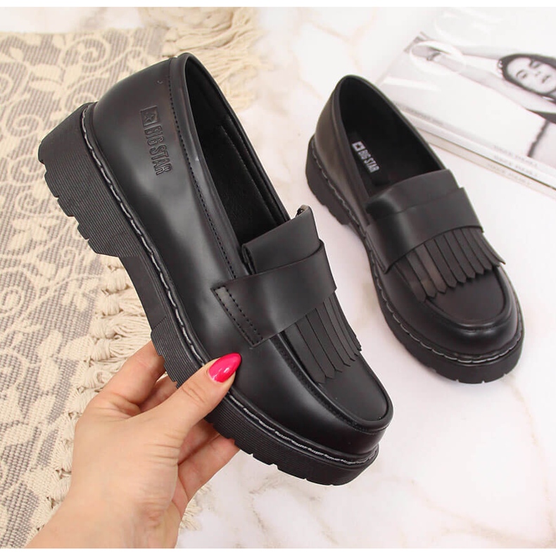 Pantofi negri de dama pe platforma cu franjuri Big Star II274100 negru 2