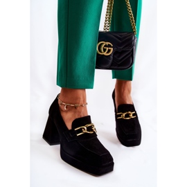 Pompe din piele intoarsa cu lant decorativ Laura Messi 2444 negru 1