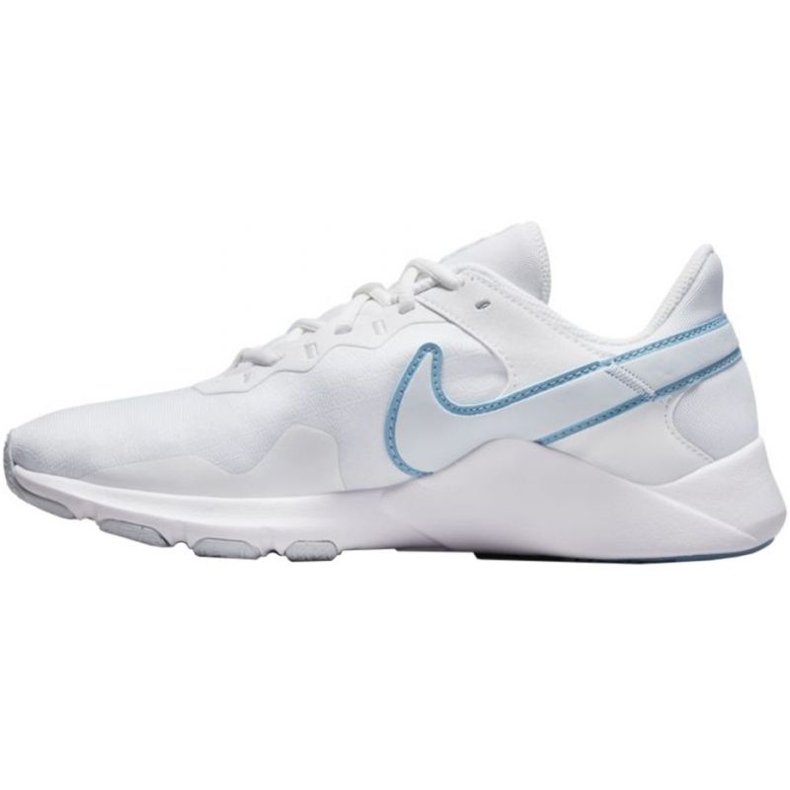 Pantofi Nike Legend Essential 2 W CQ9545 101 alb 1