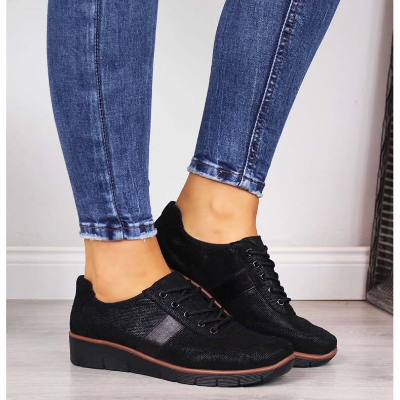 Pantofi de damă din piele pe pană negru și maro Filippo 1