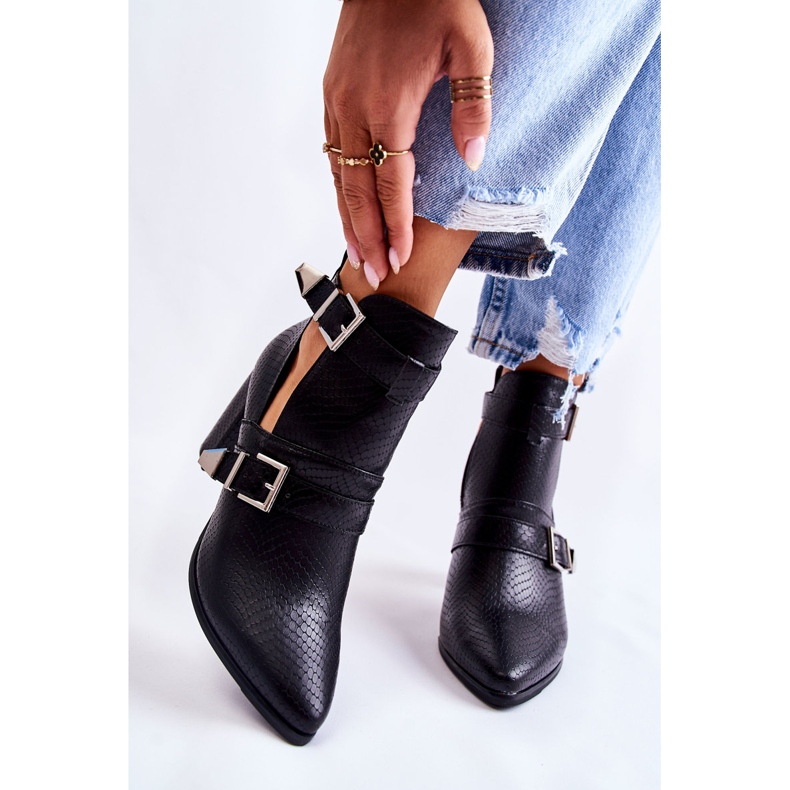 WJ2 Cizme la modă pe un stâlp cu decupaje suelo negru 1