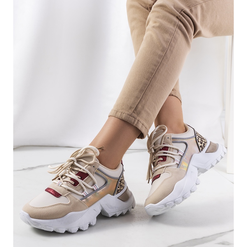 Adidași bej de la Amarillo de aur 1