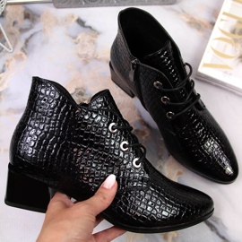 Cizme Vinceza de dama neagra din piele lacuita din piele de sarpe negru 1