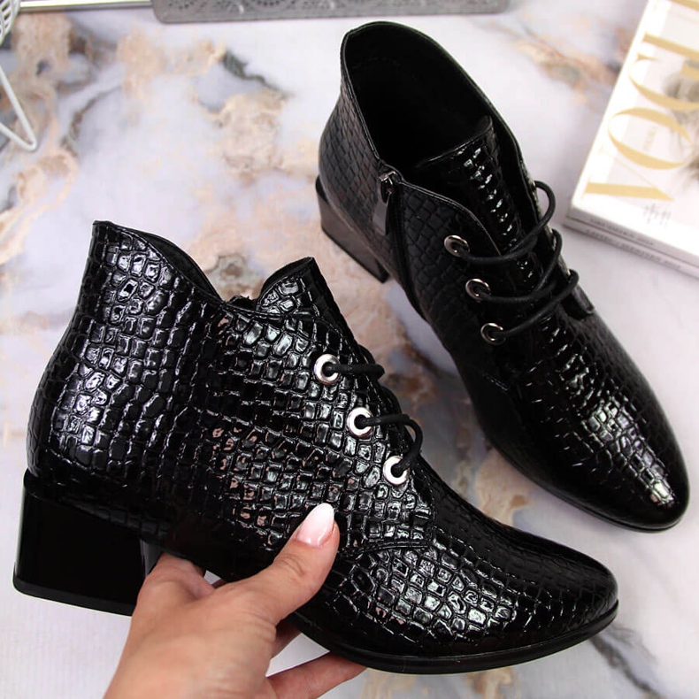 Cizme Vinceza de dama neagra din piele lacuita din piele de sarpe negru 1