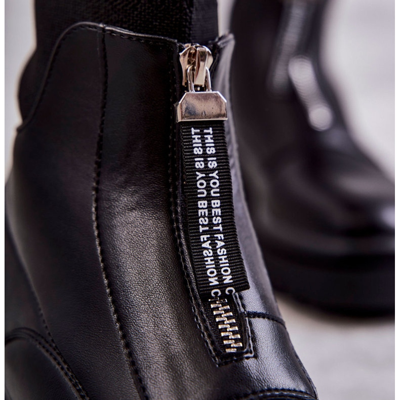 Cizme de damă cu șosete pe adăpostul negru cu fermoar 2 Cizme de damă cu șosete pe adăpostul negru cu fermoar 2