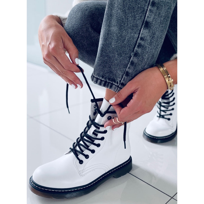 PA1 Cizme Carol White martensiaki alb 2