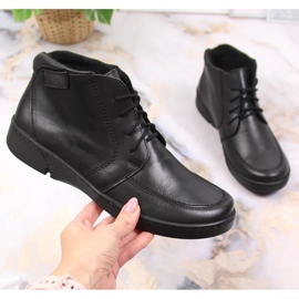 Łukbut Cizme izolate confortabile din piele neagră pentru femei Lukbut 675 negru 1