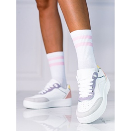 Pantofi sport de damă Shelovet pe o platformă albă 1