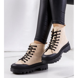 Adidasi Avenis bej 1 Adidasi Avenis bej 1