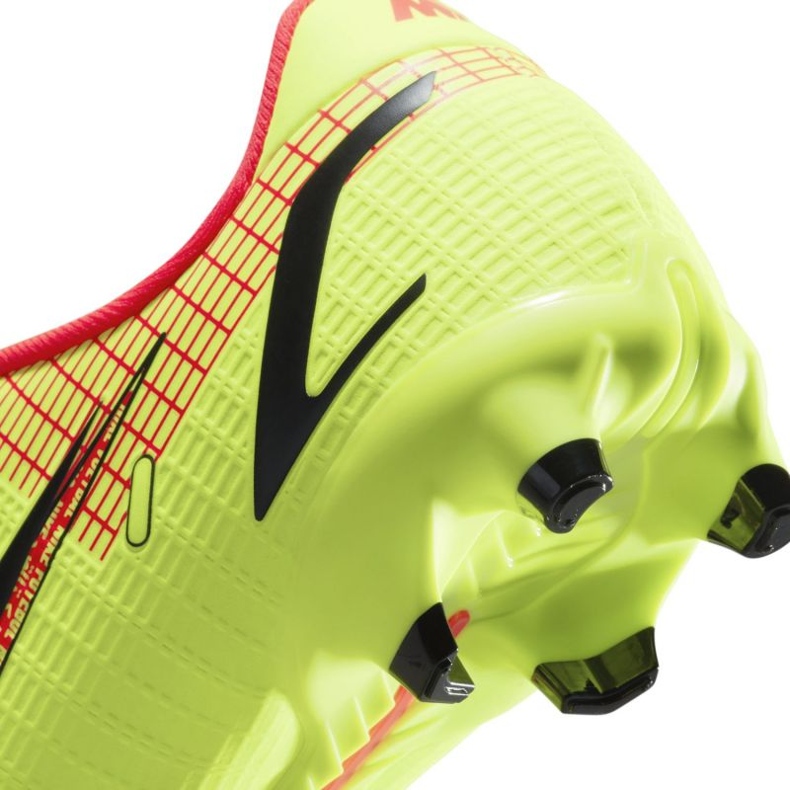 Pantofi de fotbal Nike Mercurial 14 Vapor Academy FG / MG Jr CV0811-760 galbeni 7