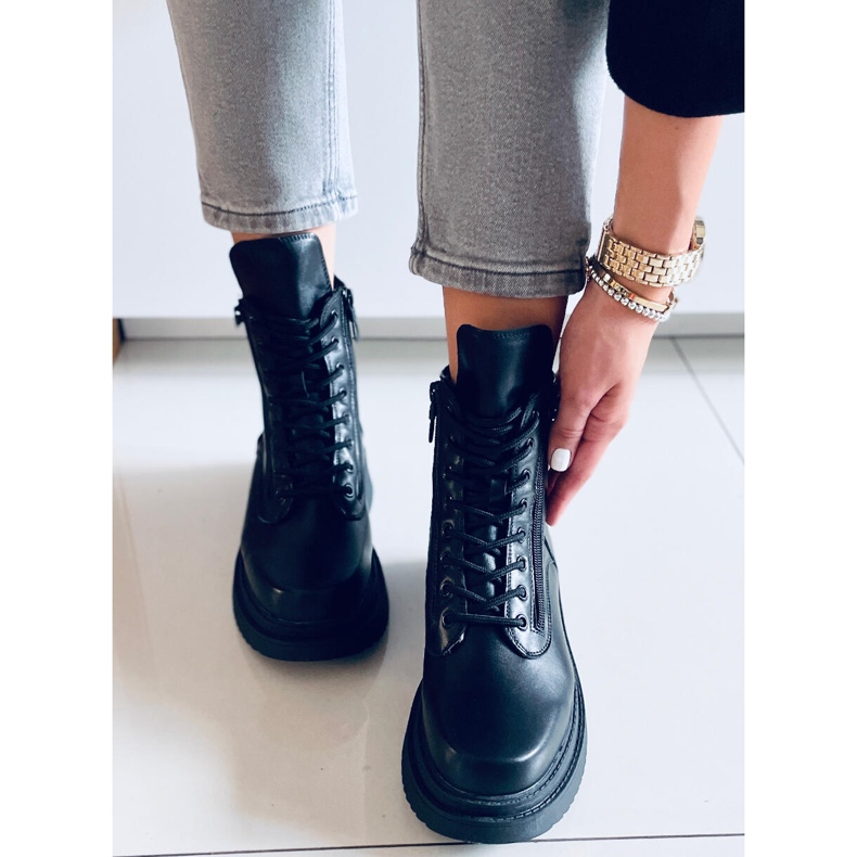 Botine Edvin Black cu talpă înaltă negru 2