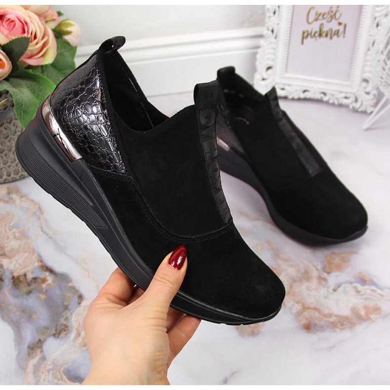 Pantofi de dama din piele cu toc compensat, negru Filippo 1