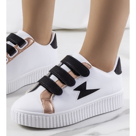 Tenisi albi Pitmerden negru 1 Tenisi albi Pitmerden negru 1