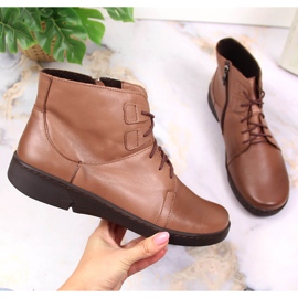 Cizme confortabile din piele maro pentru femei izolate maro Łukbut LUK1816B 1 Cizme confortabile din piele maro pentru femei izolate maro Łukbut LUK1816B 1