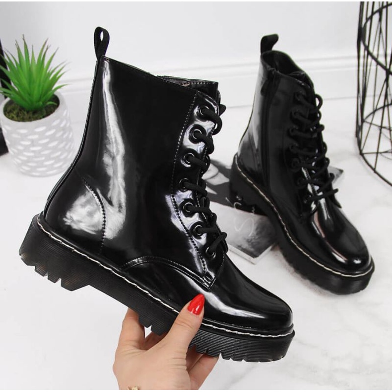 Cizme lăcuite calde Vinceza W JAN55A negru 1