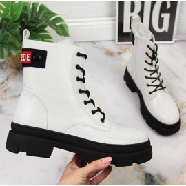 S.Barski Cizme de dama, lacuite alb S. Bararski 1