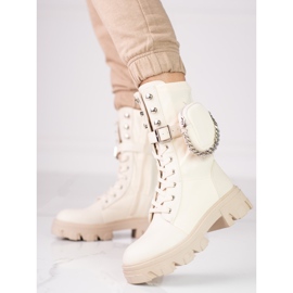 Genți de damă bej cu o geantă Shelovet 2