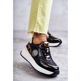 Pantofi sport pentru femei pe pană GOE KK2N4085 negru maro de aur 1