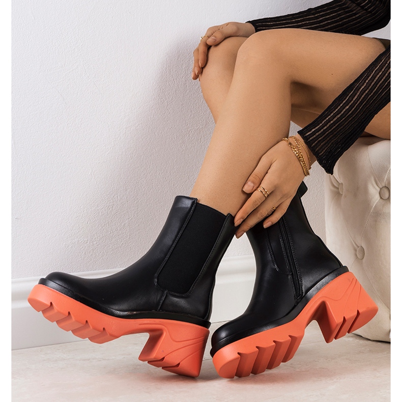 Cizme negre pe platforma roz a lui Torrela negru 1