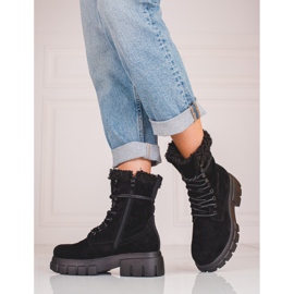 Lucrători negri izolați Shelovet pentru femei negru 1