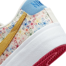 Nike Blazer Low Platform W DV3210-100 alb multicolor 4