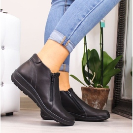 Cizme confortabile din piele Helios W 642 negru 2